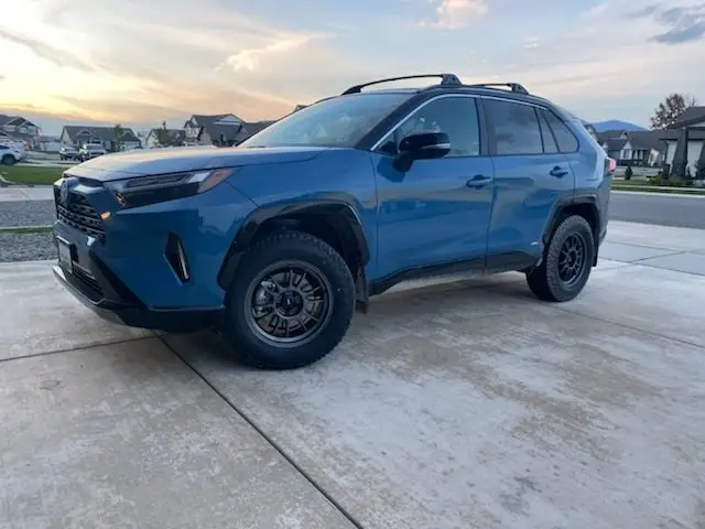 RAV4 17'' Winter Package